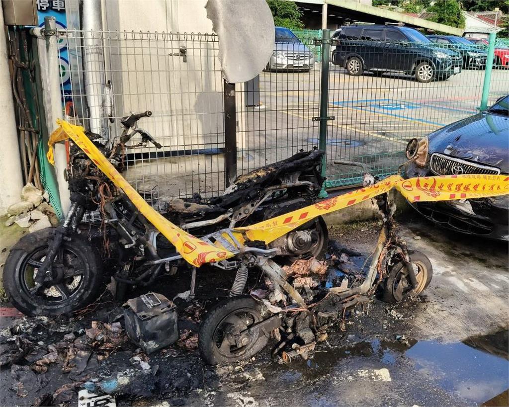 電輔車鋰電池火災近三成　新北消防局籲充電別踩雷