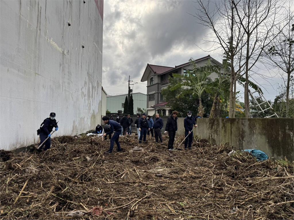 可以回家了...桃園平鎮警比對DNA 查出草叢白骨為失蹤4年婦人