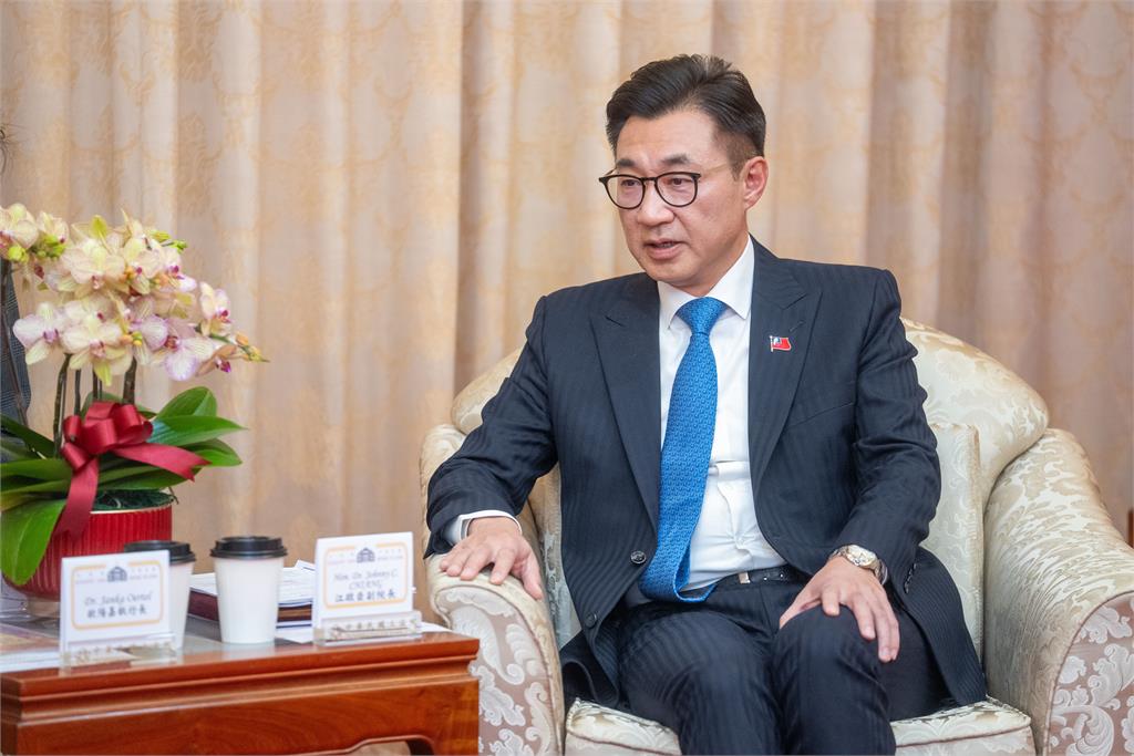 快新聞/江啟臣父親江海泉辭世 治喪事宜從簡「盼以祝福取代奠儀」