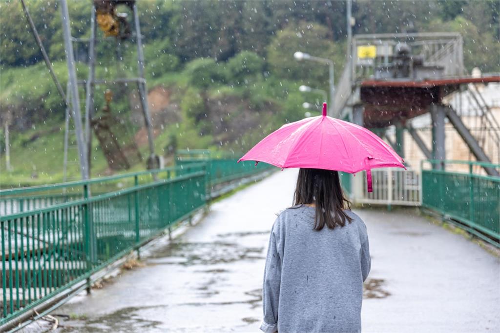 要變天了！今晚東北季風增強 北部轉局部短暫雨