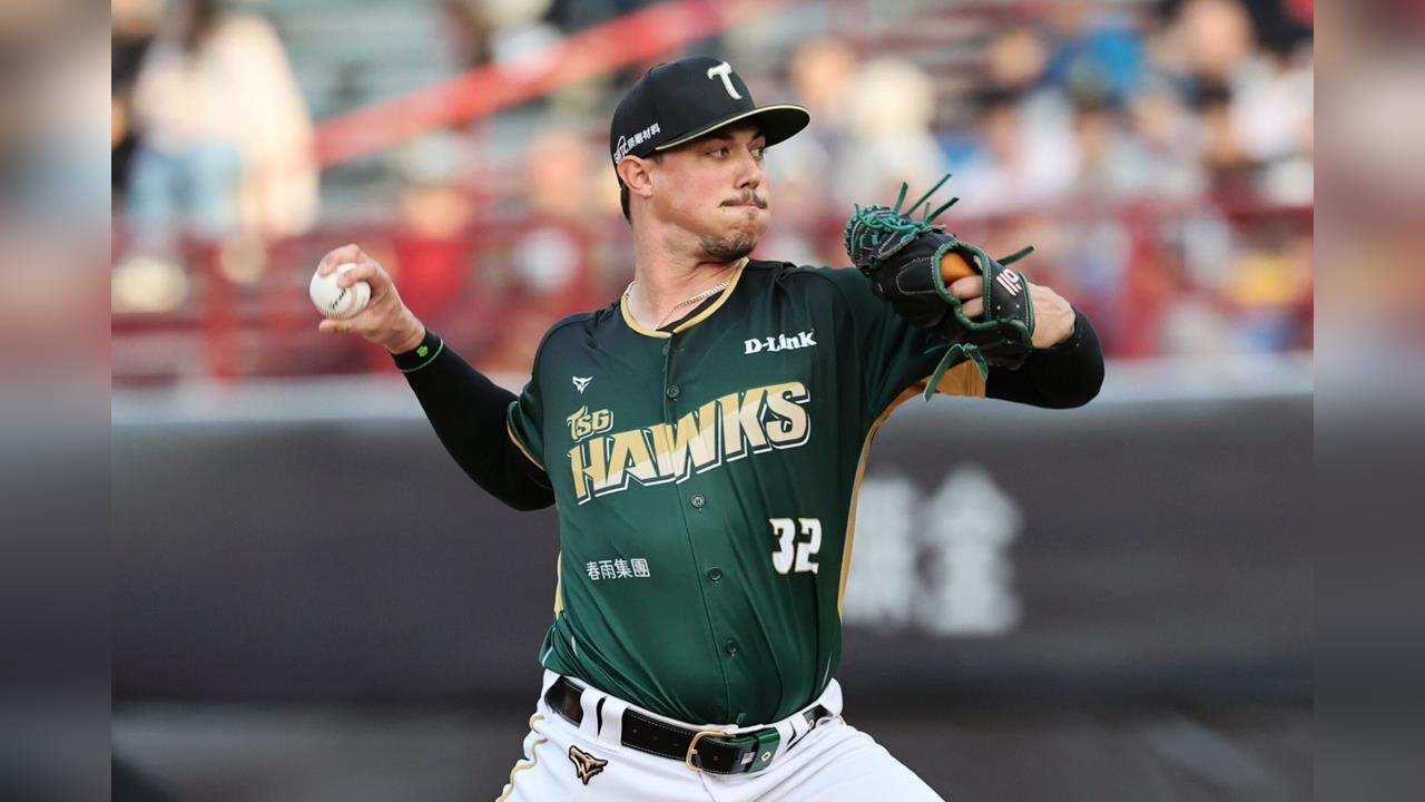 中職(影)/曾砸江坤宇致板凳清空!台鋼前洋投萬金石宣布轉職!網:火爆脾氣要先改