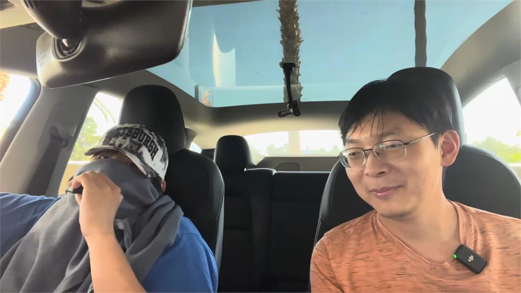 中國男入境柬國「被海關要小費」　自嘲護照含金量：比較啥都沒有