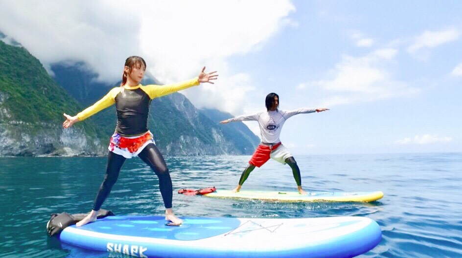 段慧琳為節目挑戰高難度海上瑜珈  拍完竟被丟包海中央