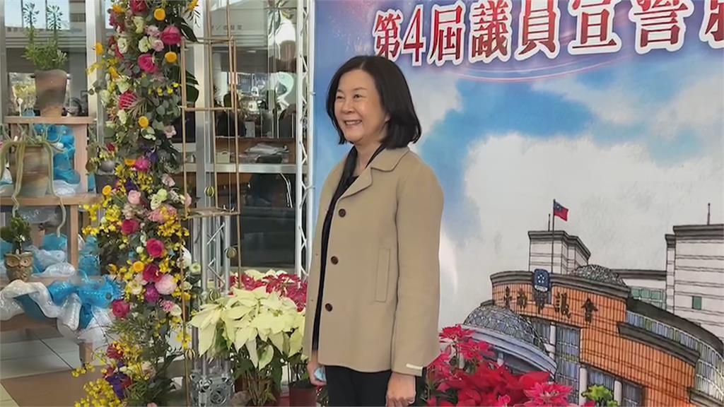 藍綠雙雙祭出黨紀　民進黨邱莉莉奪36票當選議長