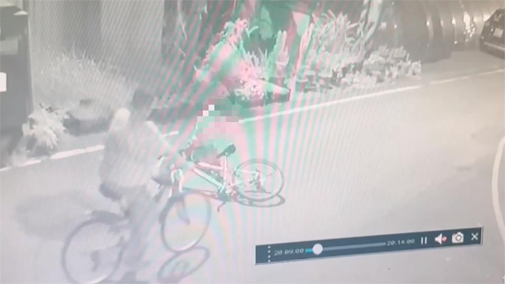 單車前輪自行離家出走！　前輪突脫落　男童臉部著地摔斷門牙