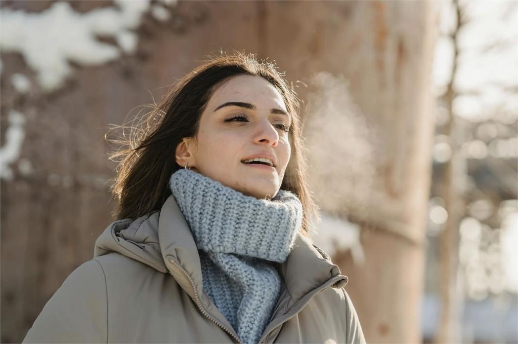 今「大寒」常見睡了一覺就落枕！   中醫節氣養生首推「泡腳」