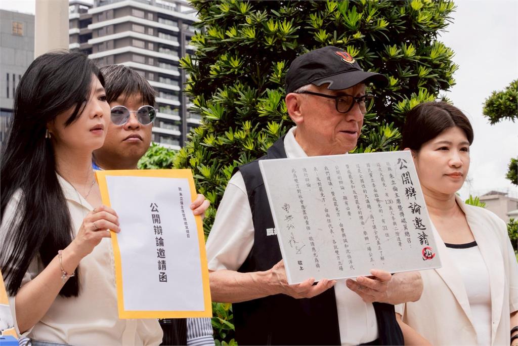 快新聞／藍營拒公開辯論反高聲叫罵　曹興誠嘆：百年大黨竟淪混混化身