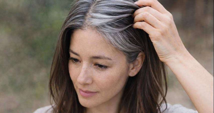 過40歲身體斷崖式下滑？她曝「5殘忍轉變」　一票人有感：睡醒就有老花