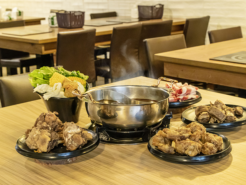 汐止羊肉爐吃到飽底家！冬天進補首選　豐盛食材任君挑選！