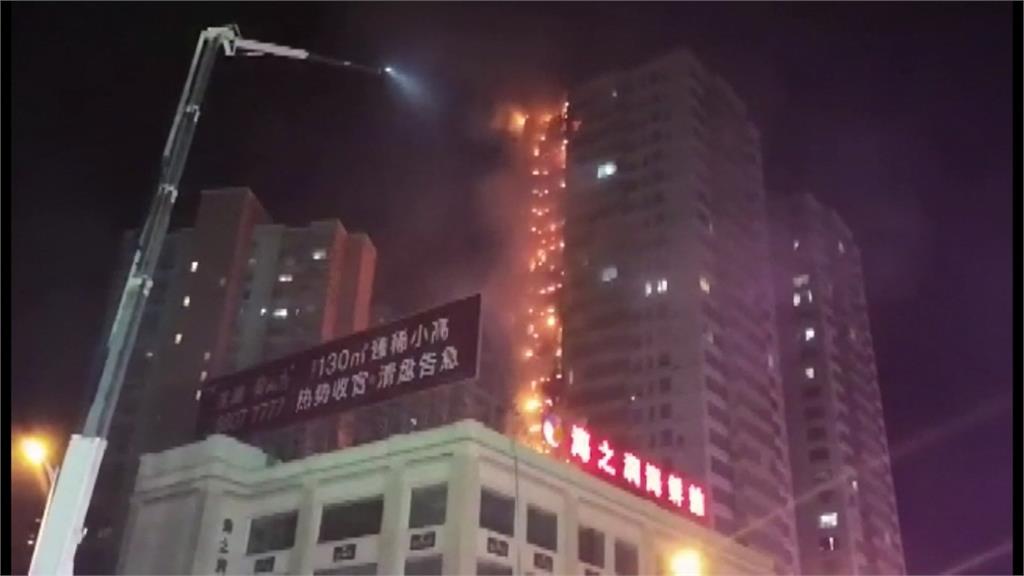 中國瀋陽25層樓大火 當局聲稱無任何人員傷亡