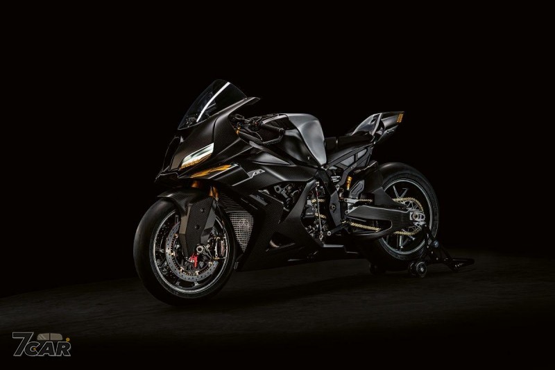 預覽未來超級跑車世代　BMW Motorrad 公開 Concept RR 概念車