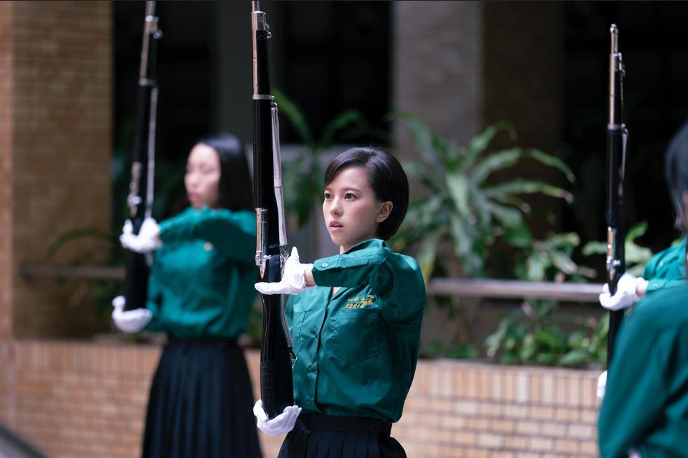 電影《夜校女生》項婕如當樂儀隊苦練真槍一個多月  自招被打到瘀青