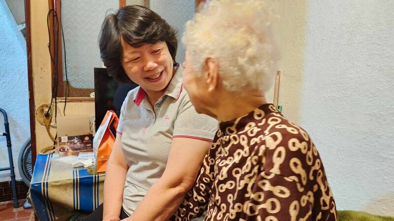 快新聞／傳「百歲人瑞嬤」也不放過、遭冒名罷基隆綠議員　家屬氣炸