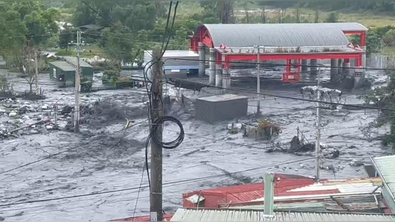 快新聞／蘇澳災情有夠慘！家具、生活用品全淹壞　民進黨宜蘭黨部出手了