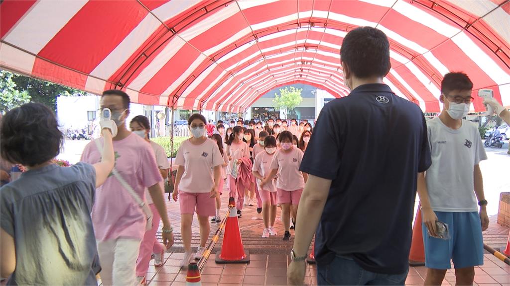 國中會考周末登場 配合防疫全程須戴口罩