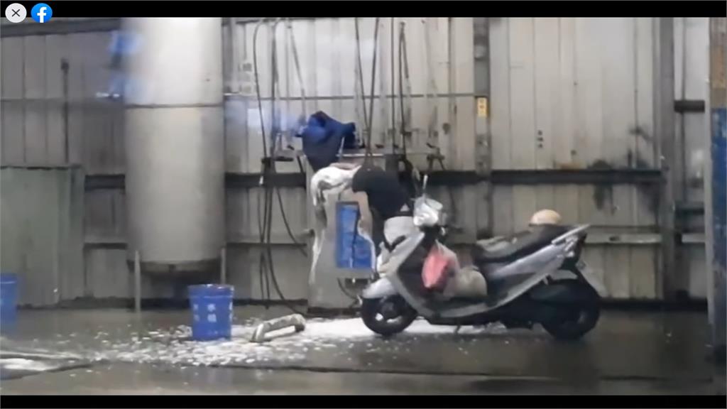 元洗頭民眾目睹洗車場長髮女洗頭業者 母湯 泡泡恐傷膚 民視新聞網