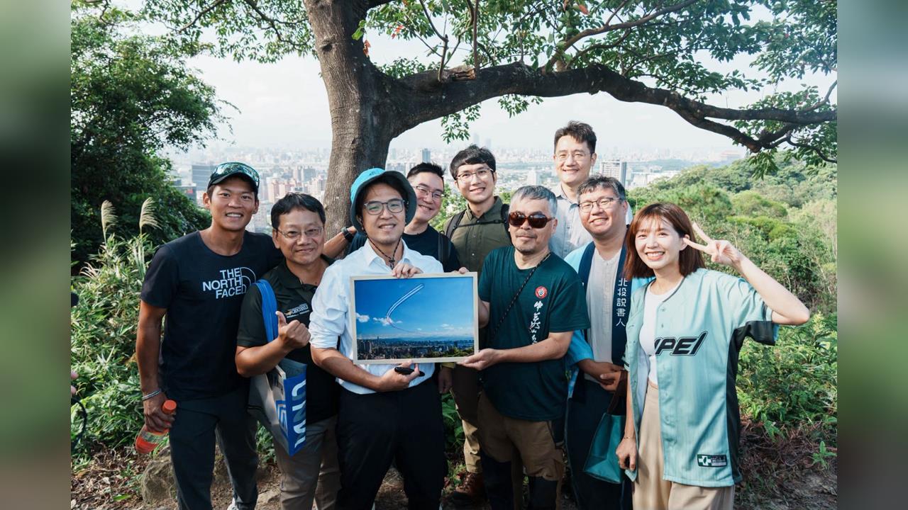 快新聞／沈伯洋履行承諾！山岳作家雪羊曝「他是真的在乎山」　喊話：值得託付