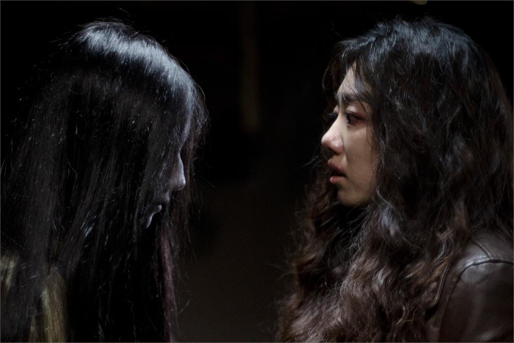 女團正妹成員闖《鬼門》嚇到崩潰　韓劇男神大讚：她是天生的演員