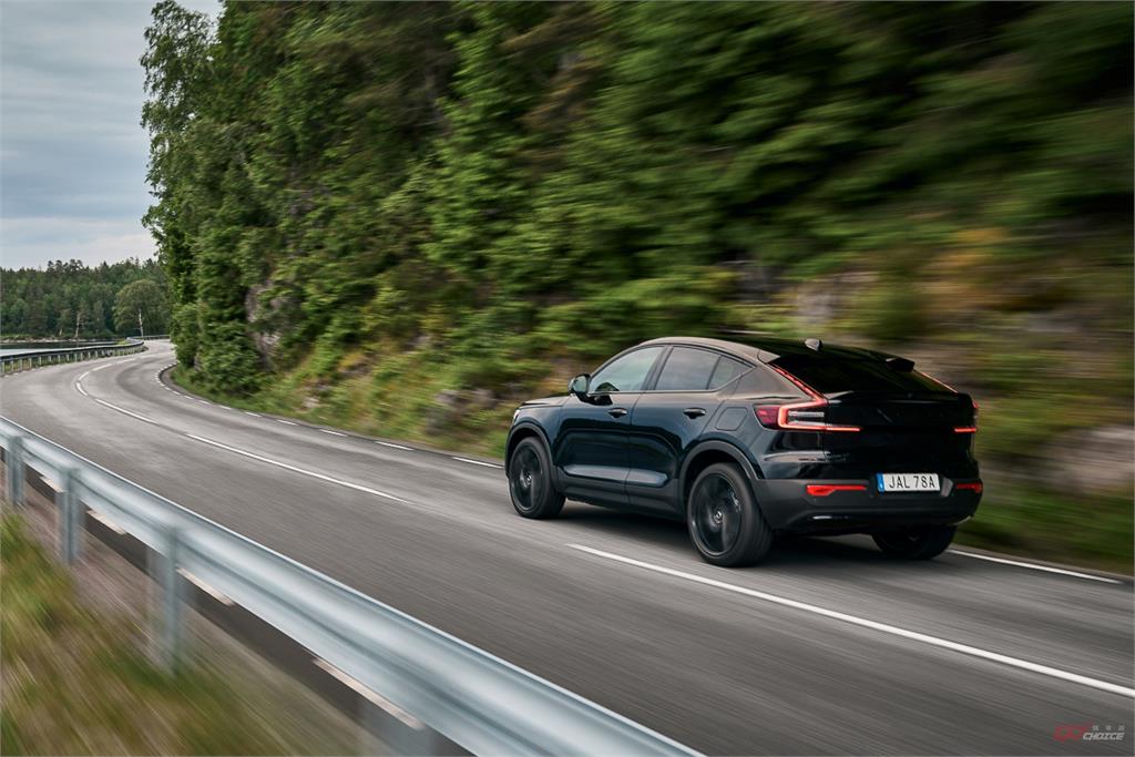 26 年式 Volvo 40 車系全陣容 169 萬起發表上市！