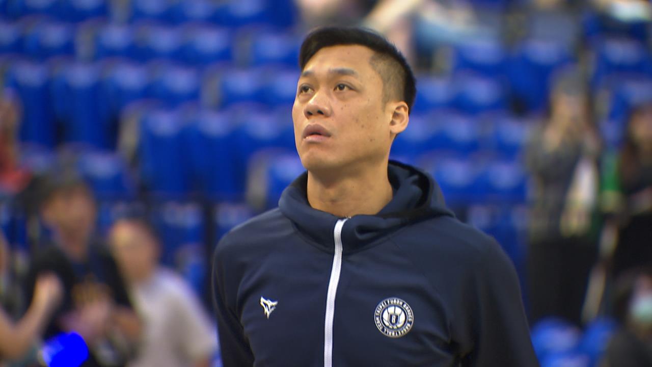 球給志傑!「野獸」林志傑引退賽 資深老粉穿台啤球衣到場共襄盛舉