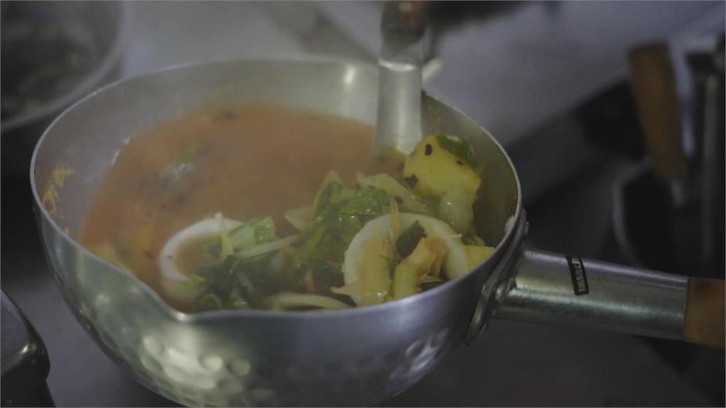 緬甸華僑申光鳳 開小吃店調整符合台灣人味道