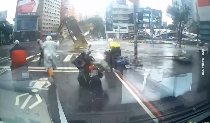 台中新光三越驚天大氣爆　「連續巧合」避掉嚴重傷亡