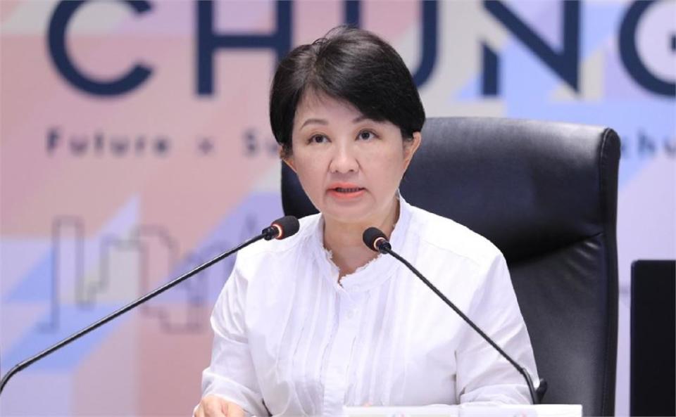 頂不住了？昔痛罵被學生打老師報警「不適任」　盧秀燕改口道歉