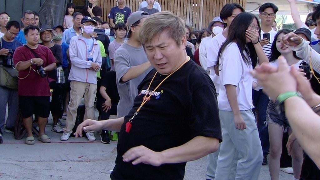 胡瓜脫口拍裸體年曆！推出時間點曝光 喊話回饋粉絲卻慘遭打槍