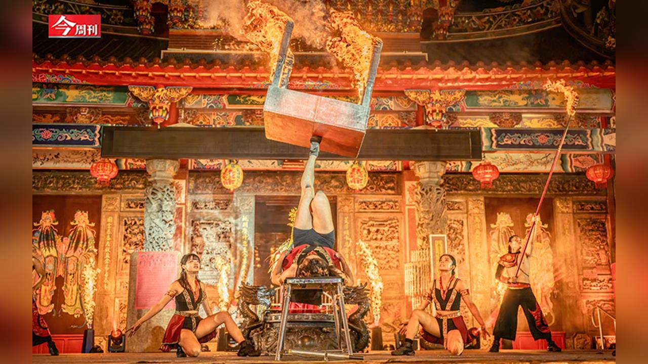 楊立微赤足火舞蹬起夢想！勇闖《英國達人秀》總決賽 喜悅背後苦藏23年汗與淚