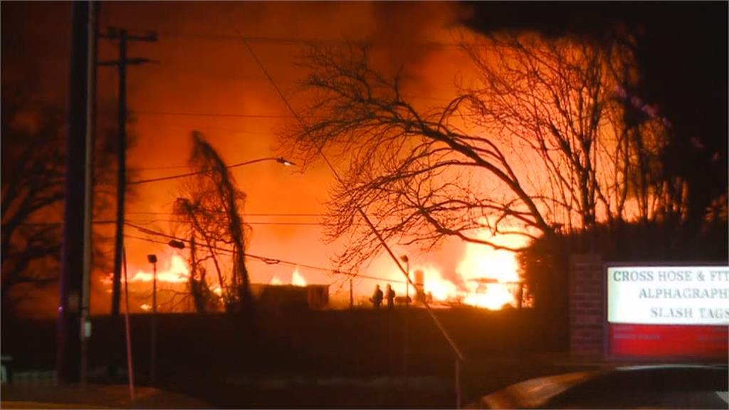憂廠房600噸硝酸銨爆炸! 美北卡化肥廠遭祝融緊急撤離居民
