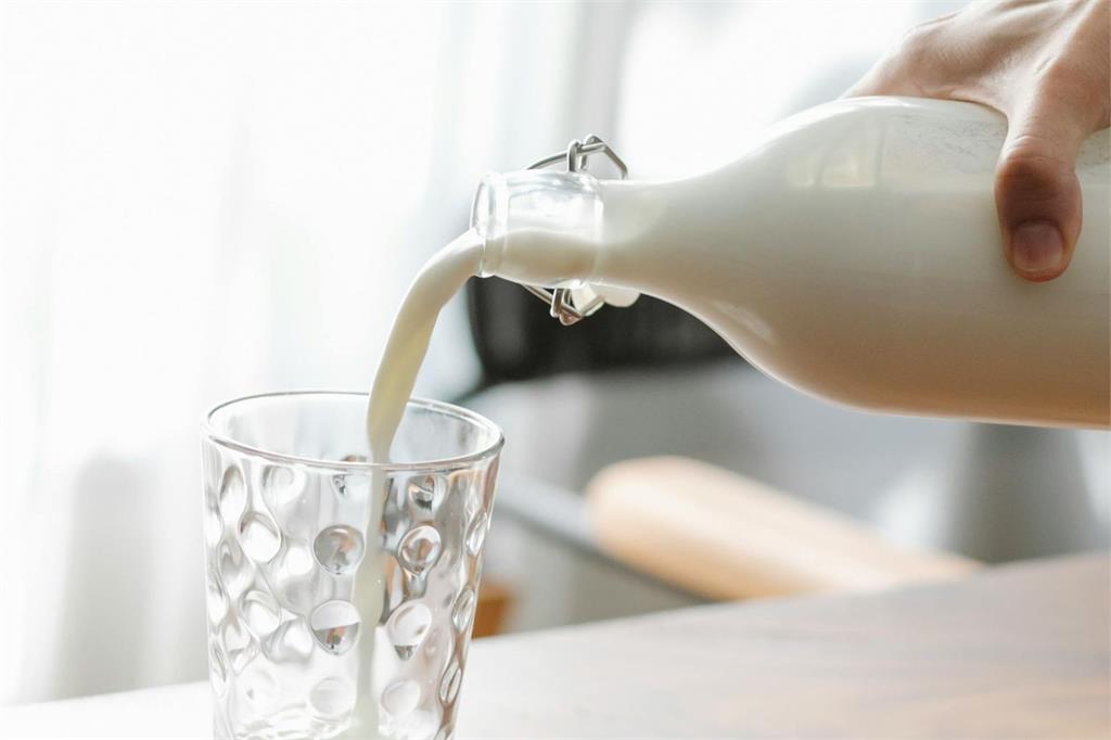 紐西蘭牛乳「0關稅來台」售價翻3倍　協會：消費者願意埋單