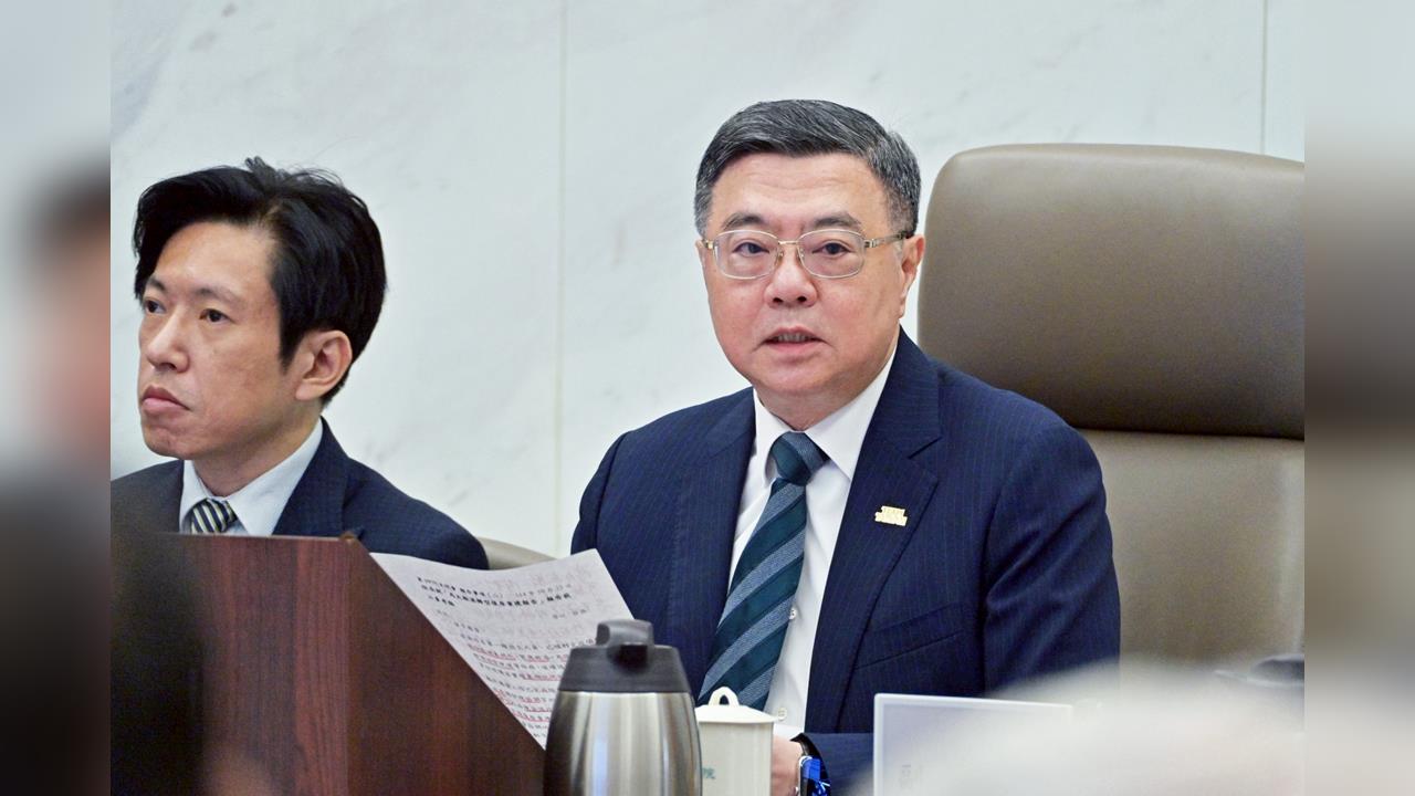 快新聞／不讓病豬流入市場！卓揆下令10部會齊防疫　喊話「政府有信心面對」