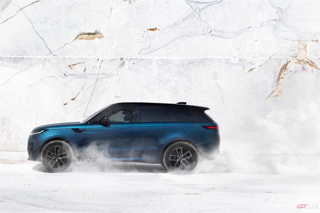 專屬電控底盤上身,Range Rover Sport Electric 468 萬起開啟預售!
