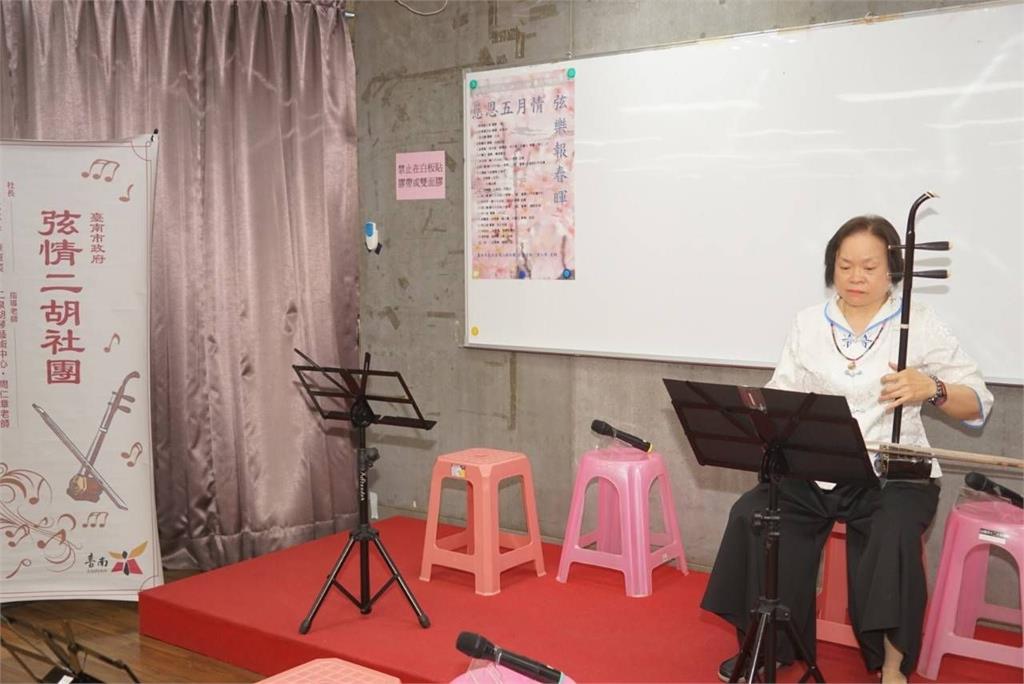 傅崐萁問「當阿嬤嗎」掀熱議！前同事曝主計長私底下個性