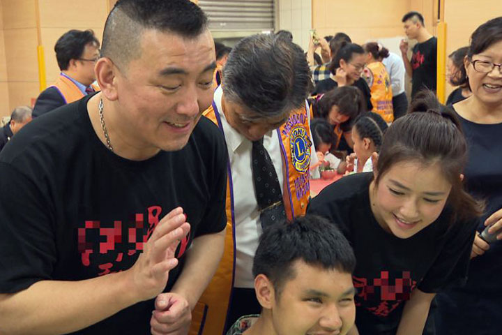 戲裡煮到戲外 藝人徐亨煮麵做公益