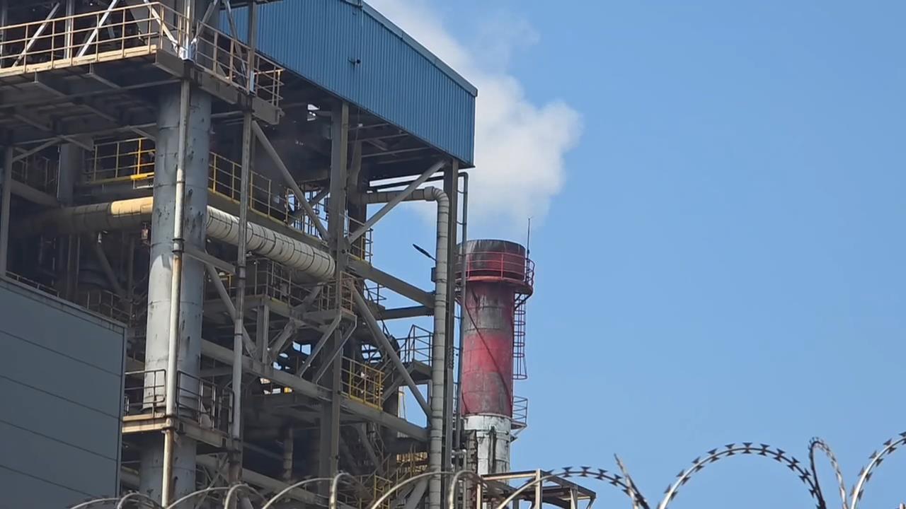 好臭！桃園蘆竹「不明黑粉滿天飛」　環保局採樣送驗揪源頭