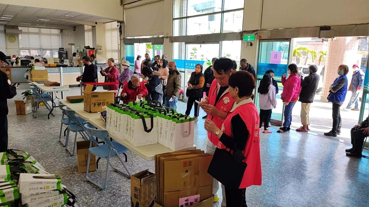 兩噸大米暖人心！圓山慈善協會攜手鹿港鎮公所、各界企業寒冬送暖