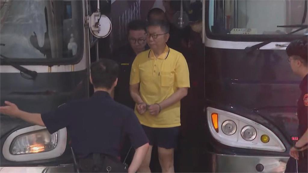 第一勇(影)／不是「上億夫」！柯文哲遭爆不法所得破億 媒體人改稱他...