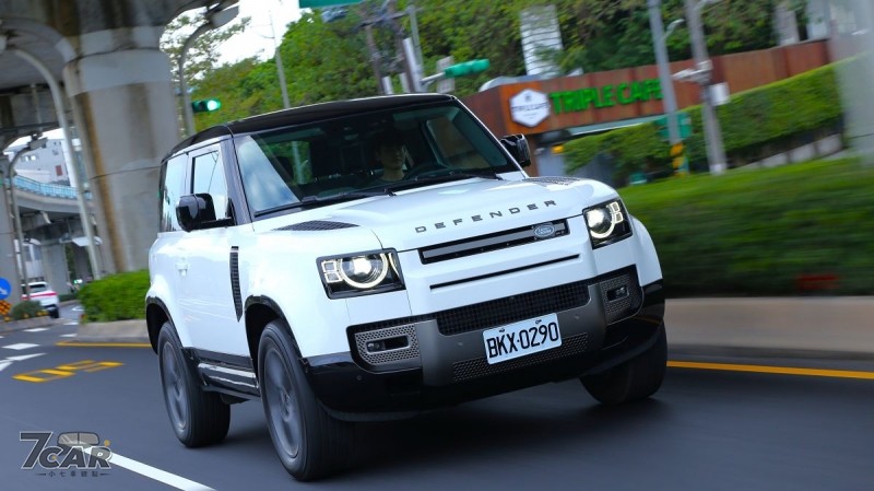 動力與配備全面升級　2024 年式 Land Rover Defender D300 X-Dynamic HSE 試駕