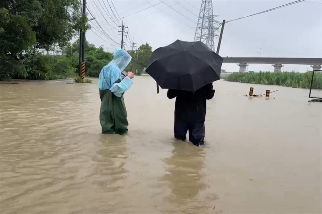 雲林連雨　歷史建築石龜溪鐵橋橋墩位移、鐵軌扭曲