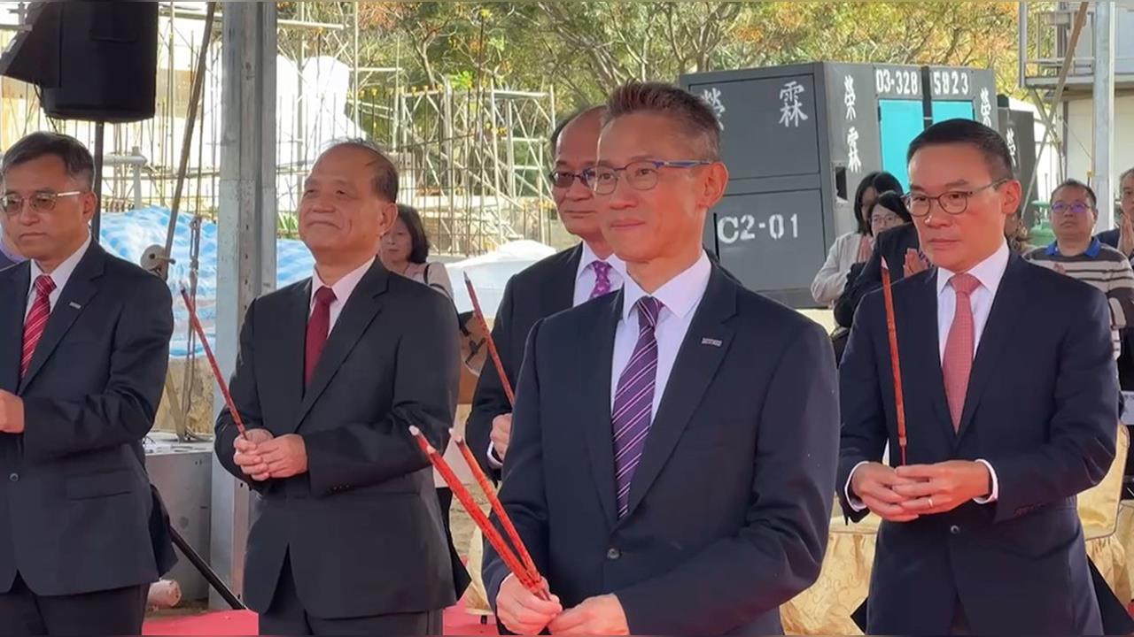 清大校長高為元續任3天赴美遴選　林楚茵轟：鼓勵騎驢找馬？