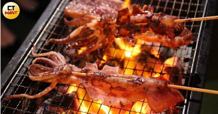 離婚8個月前夫喊「回家陪孩子烤肉」竟帶小三登門　單親媽心寒：相當可笑