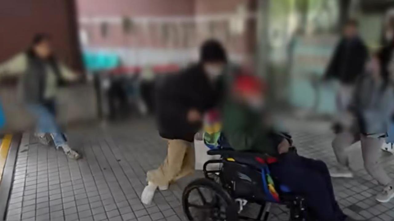 102歲人瑞「擁8億不動產」娶68歲看護　眾親搶人「推輪椅狂奔」戶政揭實情