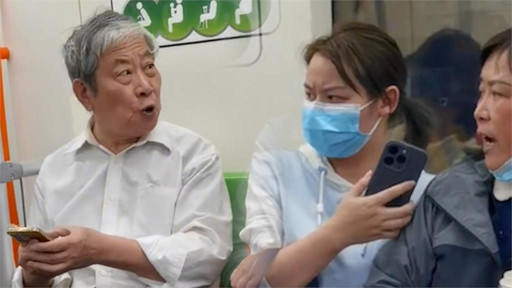 都讓了還不放過!女搭上海地鐵乘博愛座 見老人上車「秒讓位」仍被狂罵