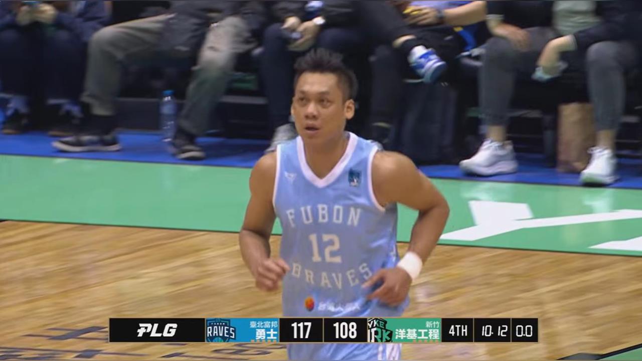 PLG(影)／43歲「野獸」林志傑得最高19分！率勇士117:108擊敗洋基工程