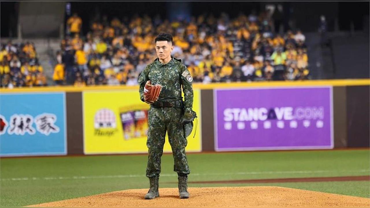 快新聞／救災送帽被封「最暖士官長」！陳保宏重返光復鄉：妹妹長高了