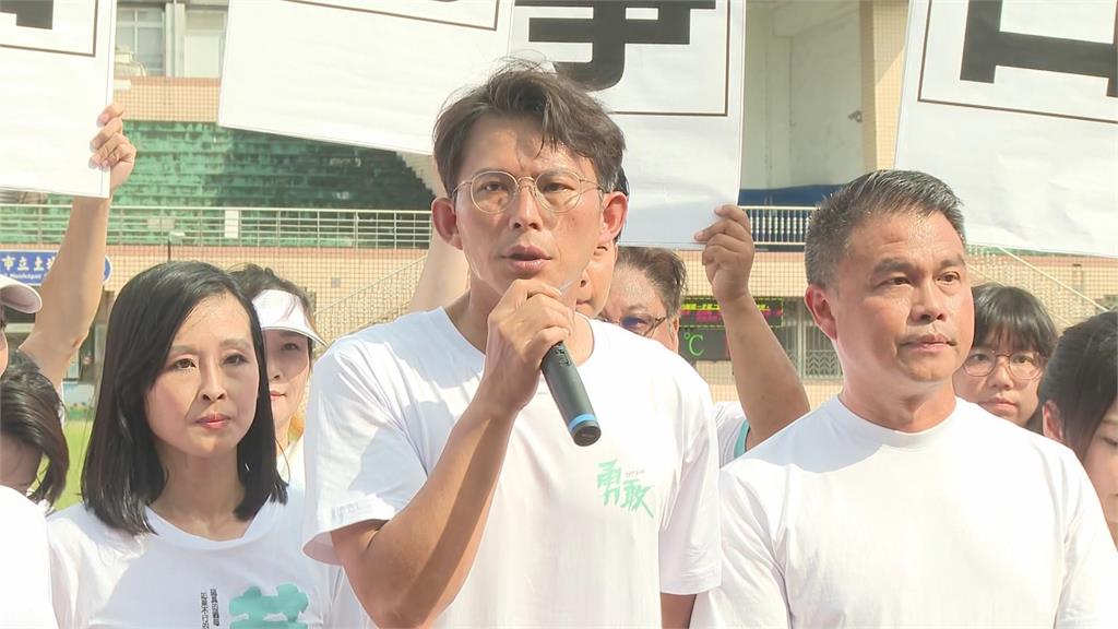 最前線(影)／小草人財兩失？黃國昌考察北所演給誰看？吳靜怡揭背後目的！