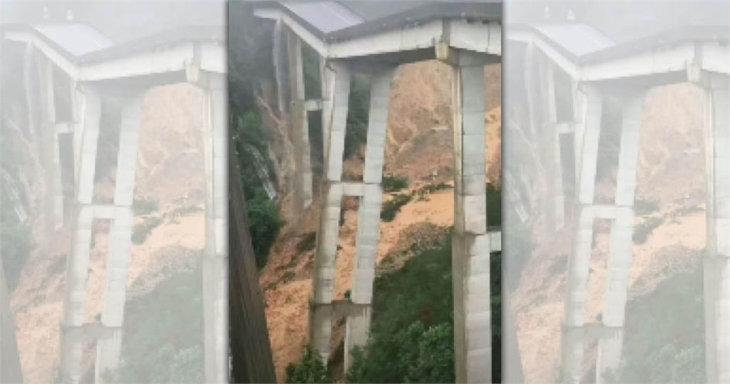 畫面曝光！貴州高速公路坍塌　疑多車墜橋「貨車半截懸空」