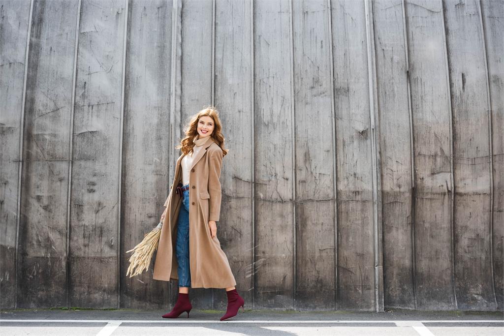 為什麼時尚女生都愛Maxi Coat？一件撐整個冬天的3個穿搭公式