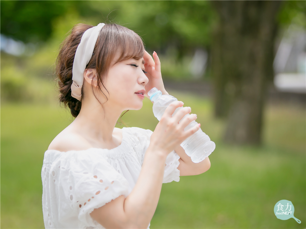 身體能量失衡導致「上火」？中醫師推薦的降火氣飲食讓你享受清爽夏日！